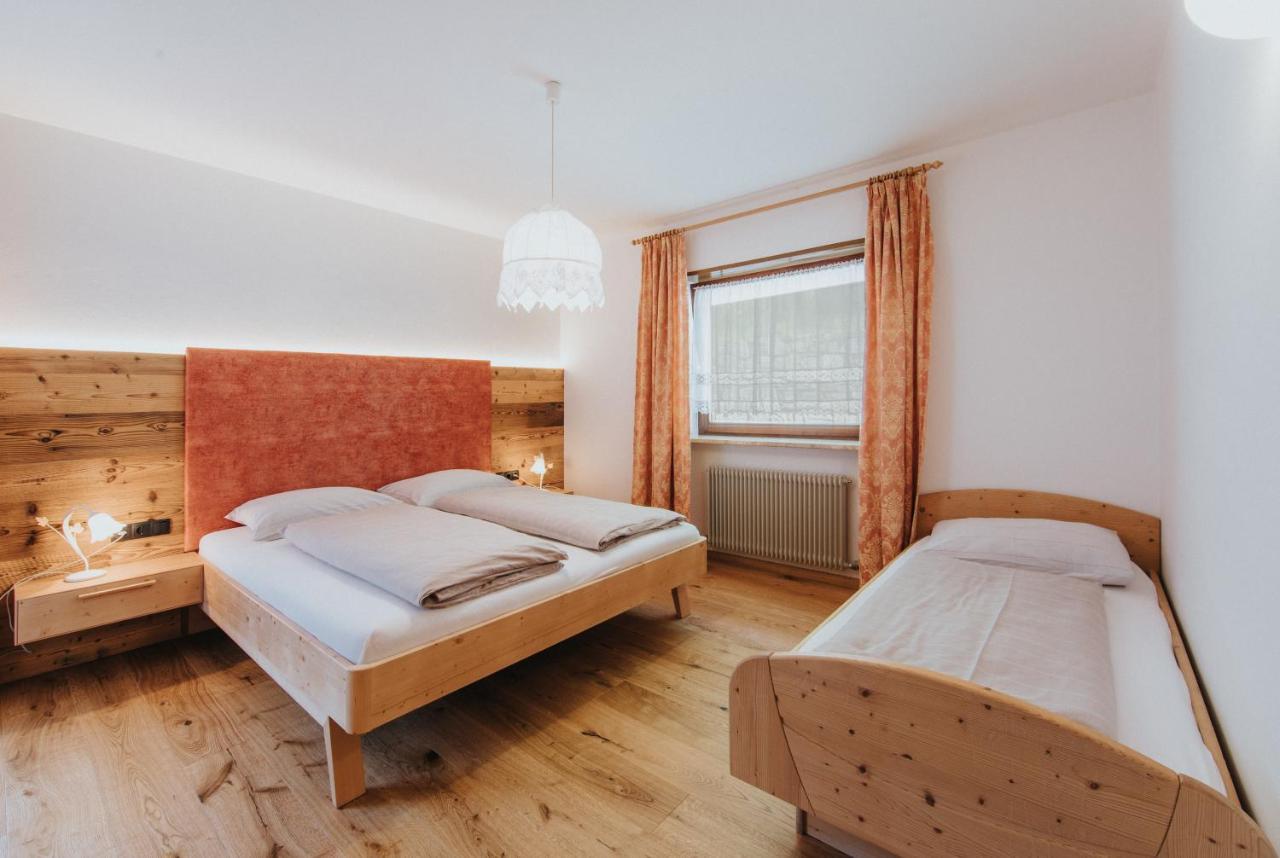 Residence Obermoarhof - Family Apartments With Pool & Playground Vandoies Kültér fotó