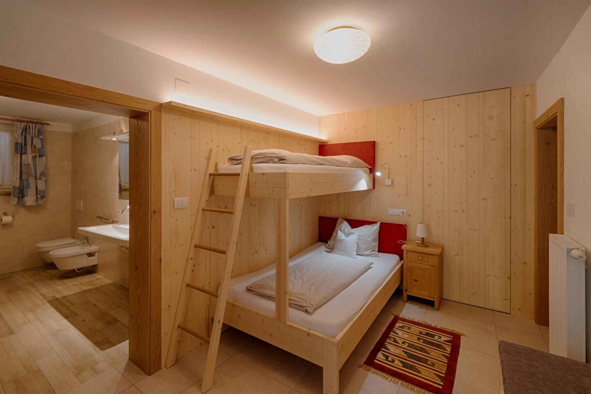 Residence Obermoarhof - Family Apartments With Pool & Playground Vandoies Kültér fotó
